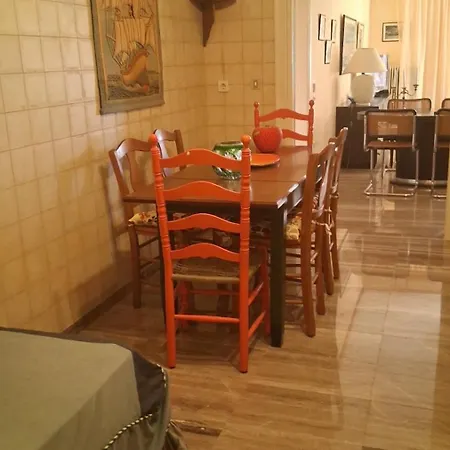 Romantic Nayplio Anabolu