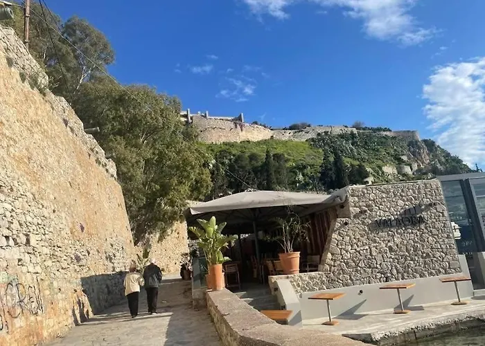 Romantic Nayplio Апартаменты Нафплион