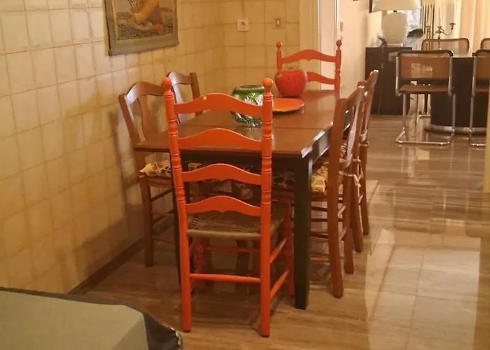 Romantic Nayplio Нафплион